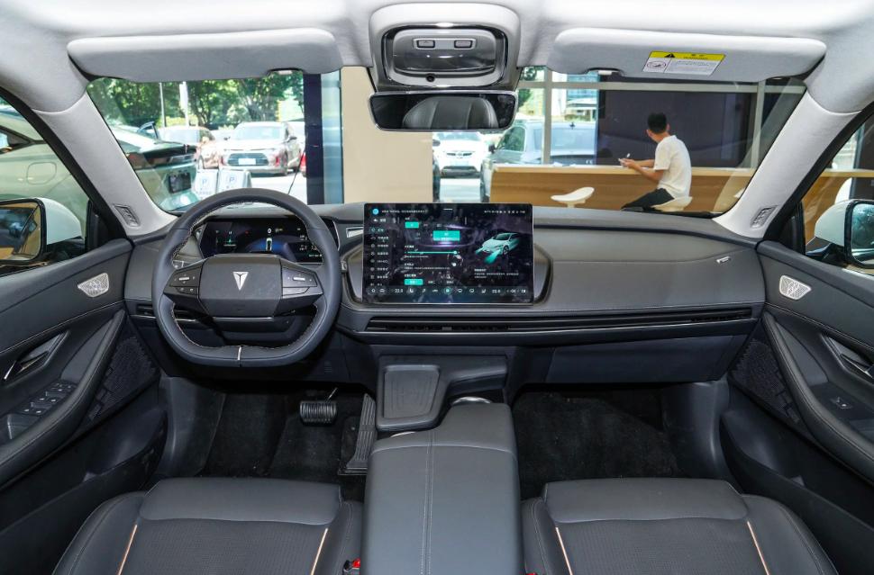 起亚k5新车最低报价2019,起亚k5现在的价格值得买吗