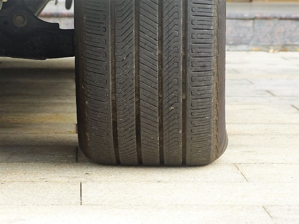 马牌crosscontactlxsport是静音胎吗,坦克500用的哪款马牌轮胎