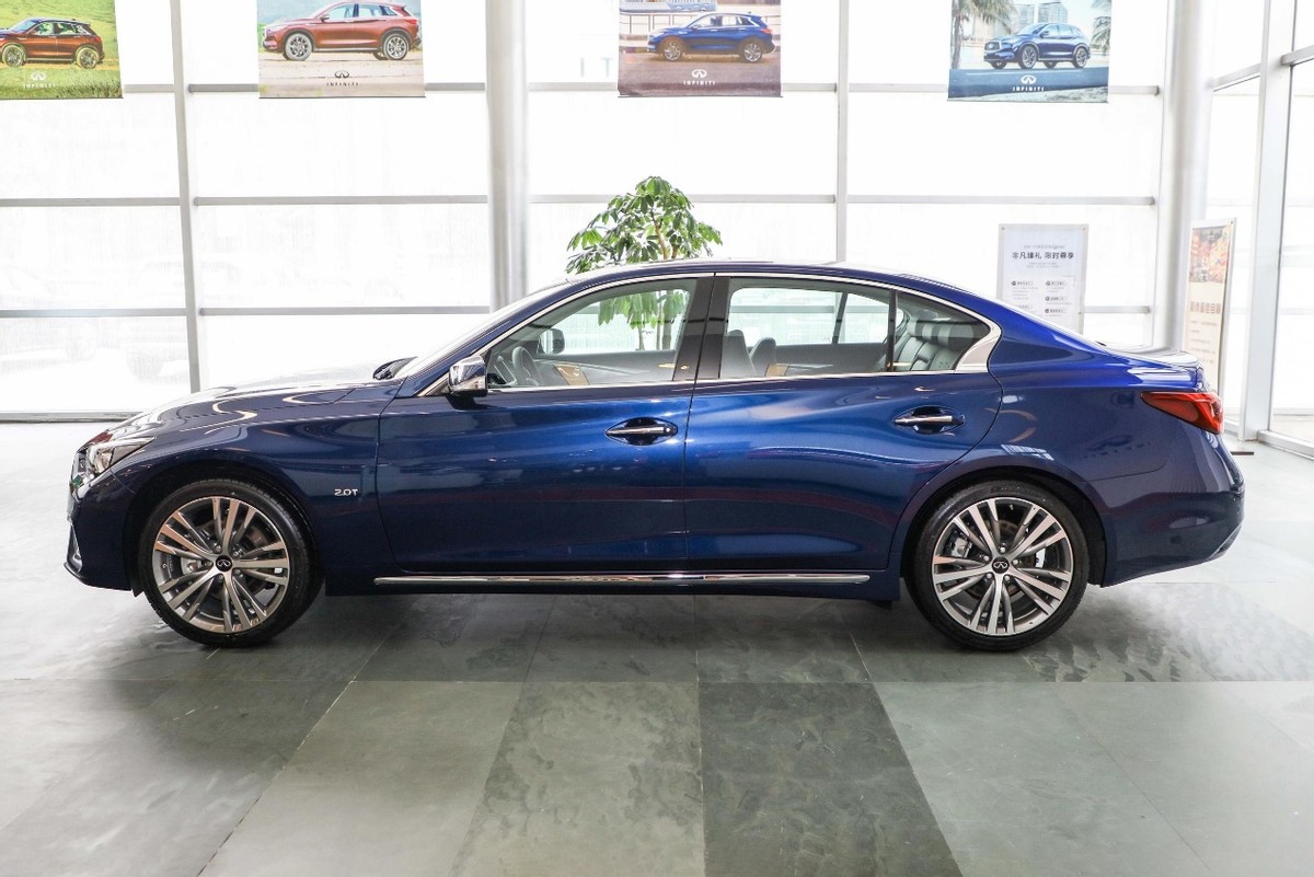 英菲尼迪q50l最新提车价格,英菲尼迪q50l7at换9at