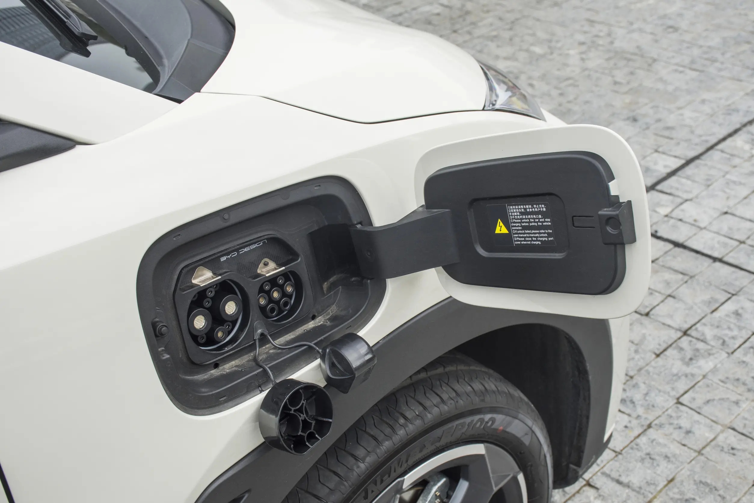 适合女生开的小车性价比高的车型,省油好开的家用性能轿车推荐