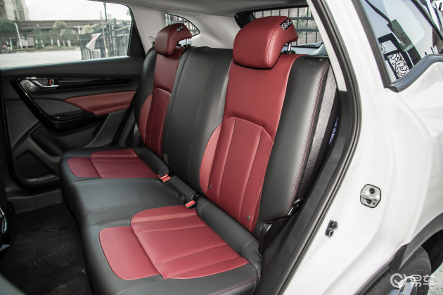 1.5t双离合高能版,百公里加速7.5秒配湿式双离合