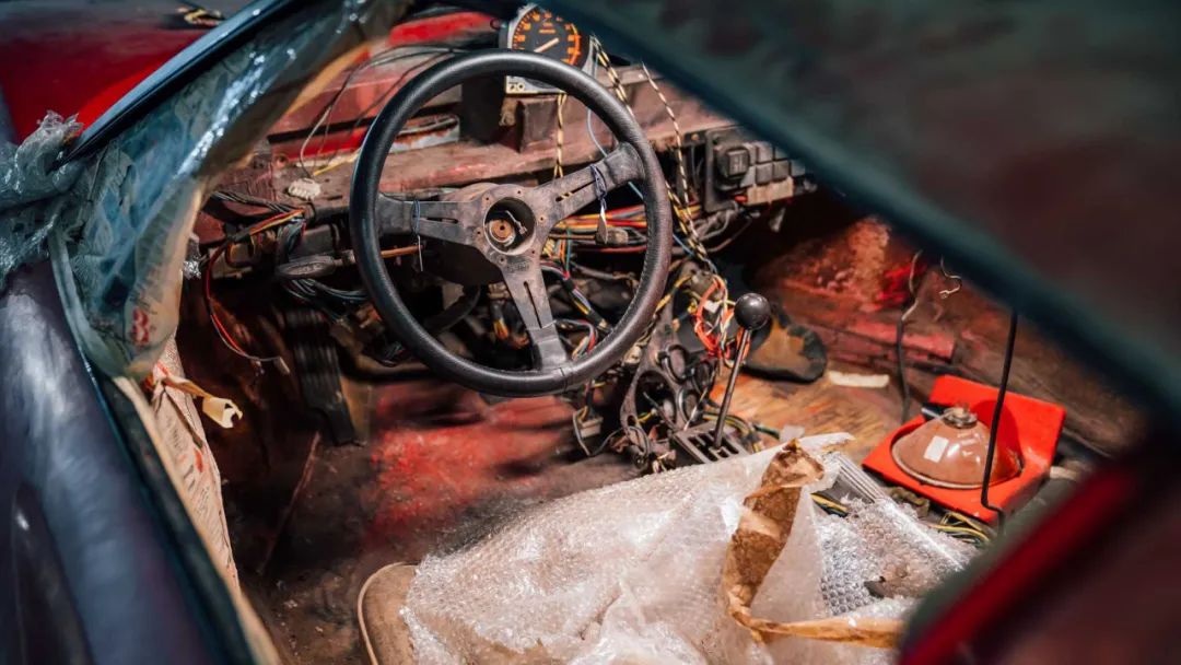 法拉利308老款,法拉利经典308