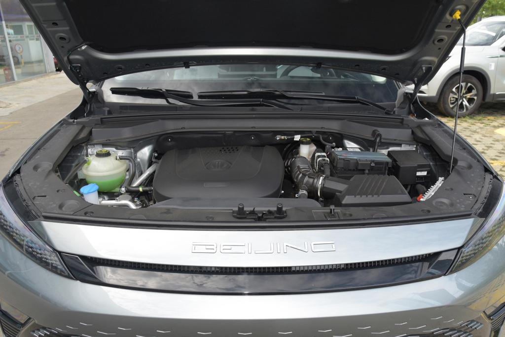 试过才知道，北京汽车魔方有噱头，更有看头｜壹体验。