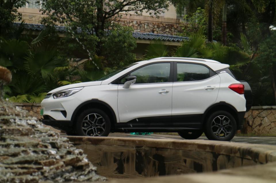 比亚迪元pro测评7.98万,比亚迪元pro新能源2021款落地价