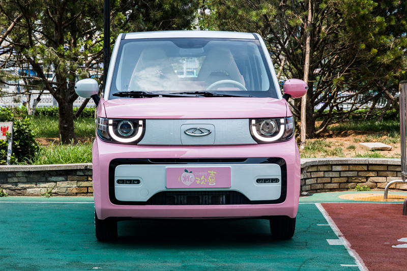 5万左右纯电代步小车，QQ冰淇淋·桃欢喜带来哪些惊喜呢？