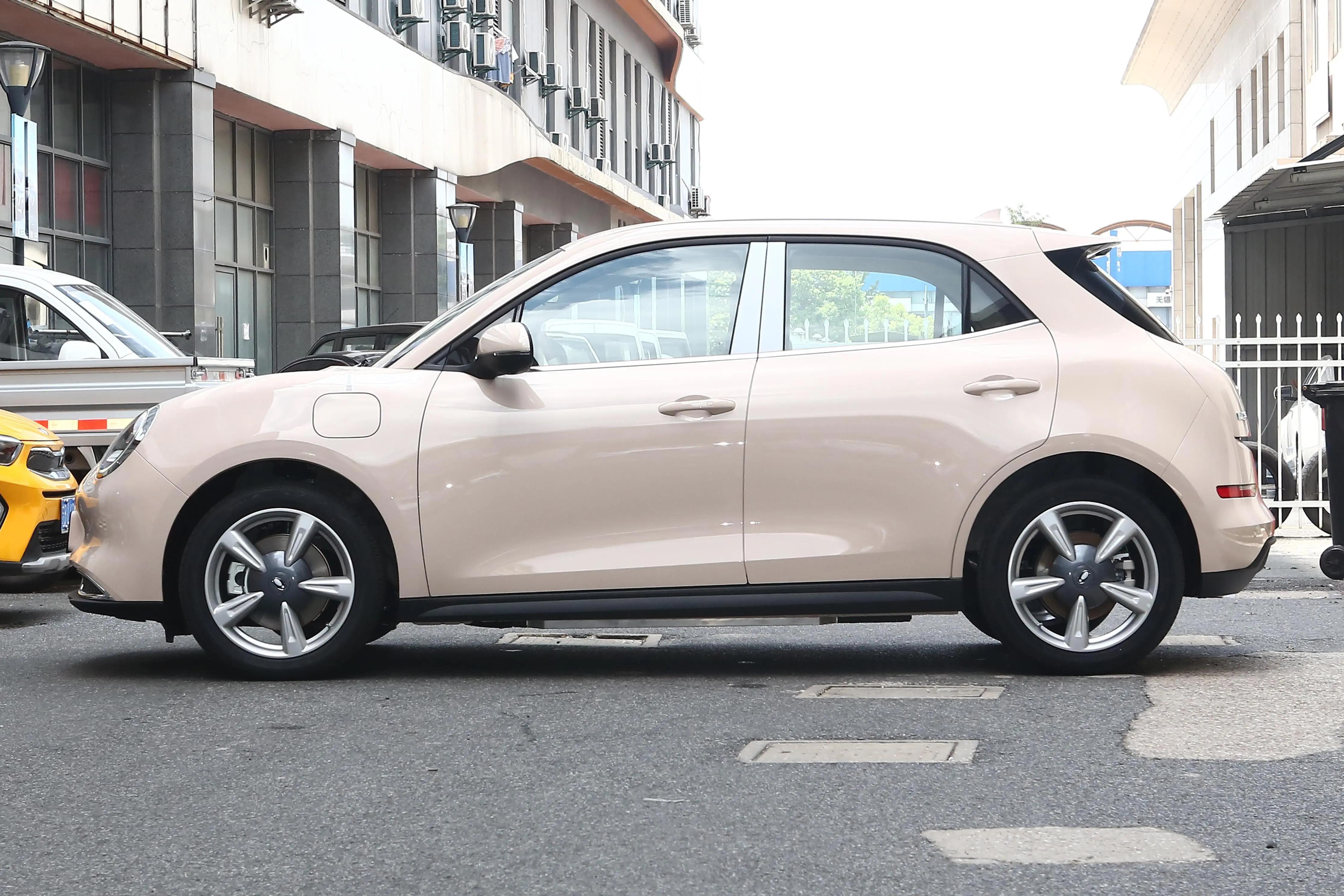 一款非常适合小姐姐的专属座驾,适合小姐姐买的高颜值纯电代步车