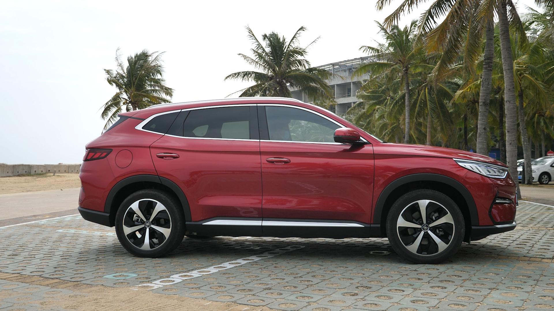 广汽埃安vplus对比小鹏,广汽埃安v与比亚迪宋plusev哪款好