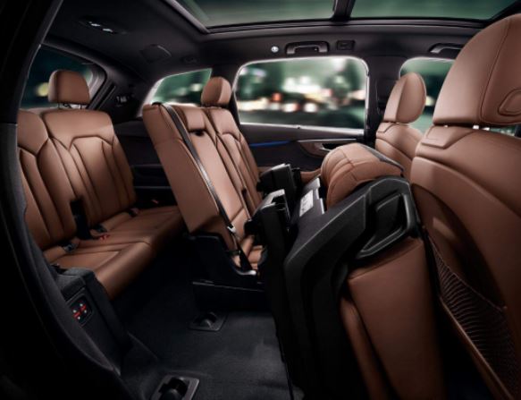 2019款奥迪Q73.0T55技术型参数,2023款q745tfsi有空气悬架吗