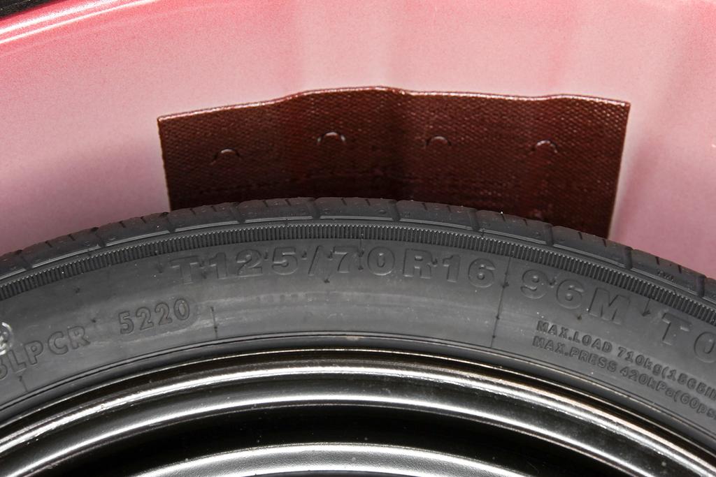 polo鎼烘墜椋為┌浜虹敓,polo鍚岀郴鍒楄溅