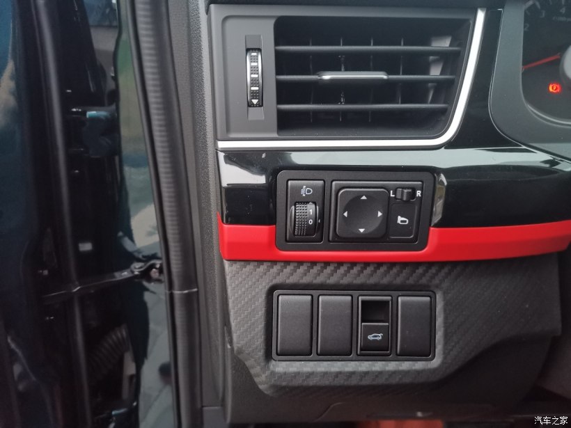 新风行t5增自动舒适型售8.99万元,东风风行t5盛世款pk广汽传祺gs4