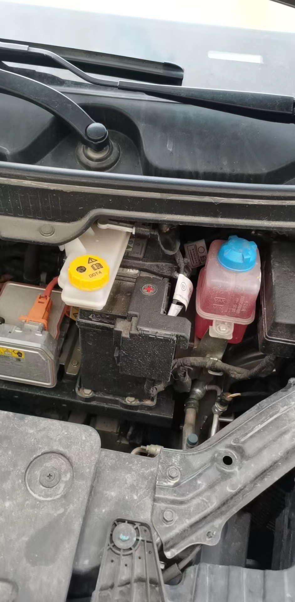 合创汽车钥匙没电了怎么启动车,合创汽车知识