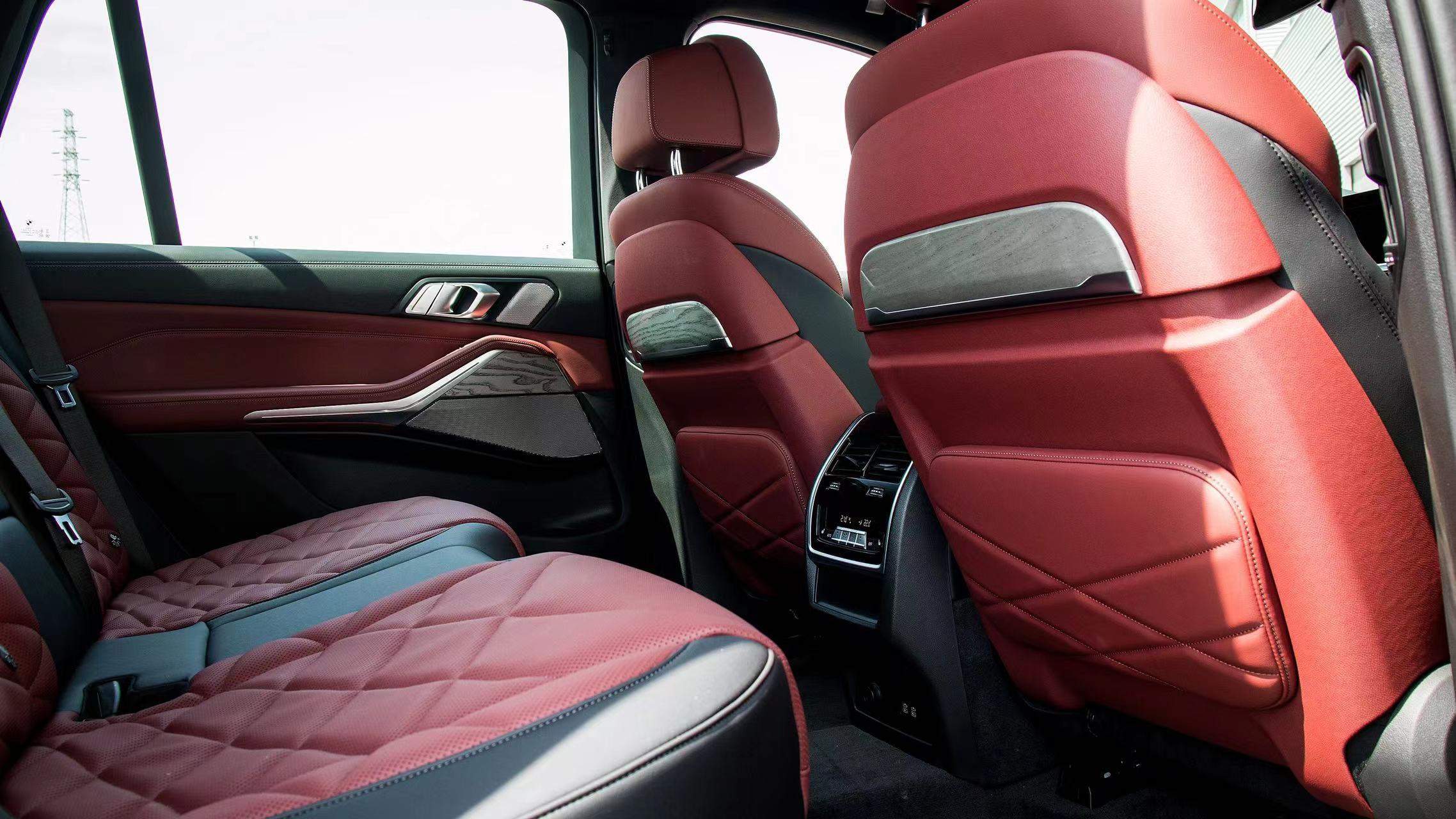 宝马x5xdrive爬坡,宝马x5xdrive40i提车