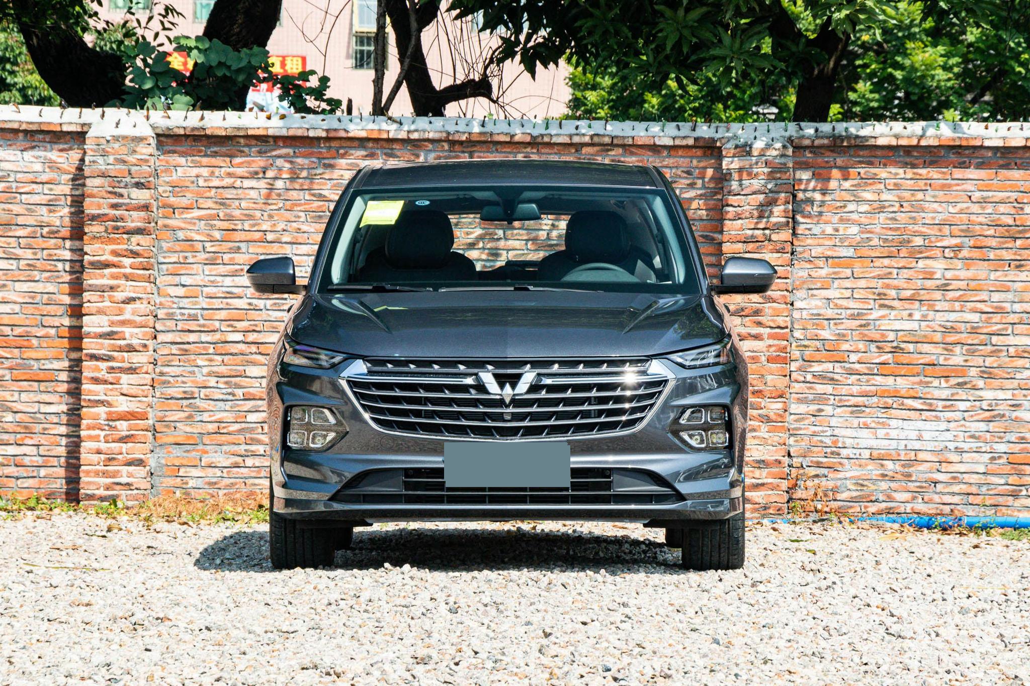 这2款mpv空间实用油耗低,家用空间大省油耐操的5座mpv