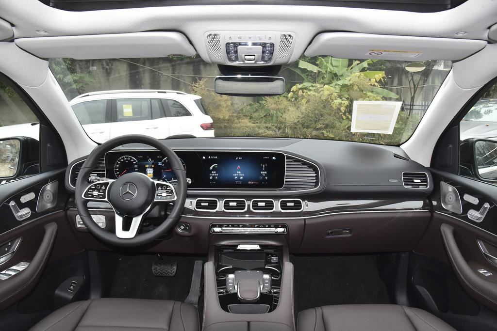 奔驰gle4502022款加拿大版试驾,奔驰gle300l试驾视频2022款