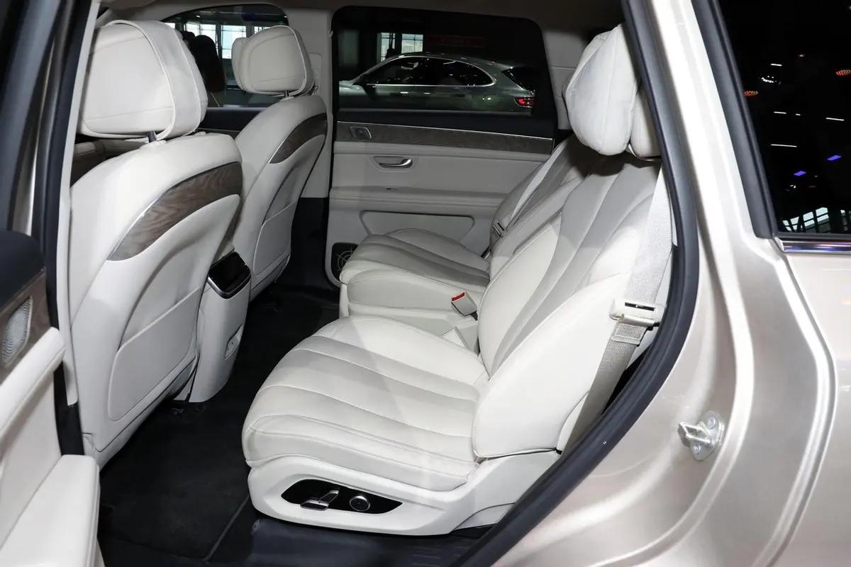 问界m7入门五座真实试驾体验,问界m7和特斯拉modely智能驾驶测评