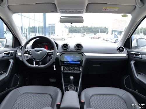 2021捷达va3自动挡落地多少钱,捷达va3与捷达vs5哪个更值得买