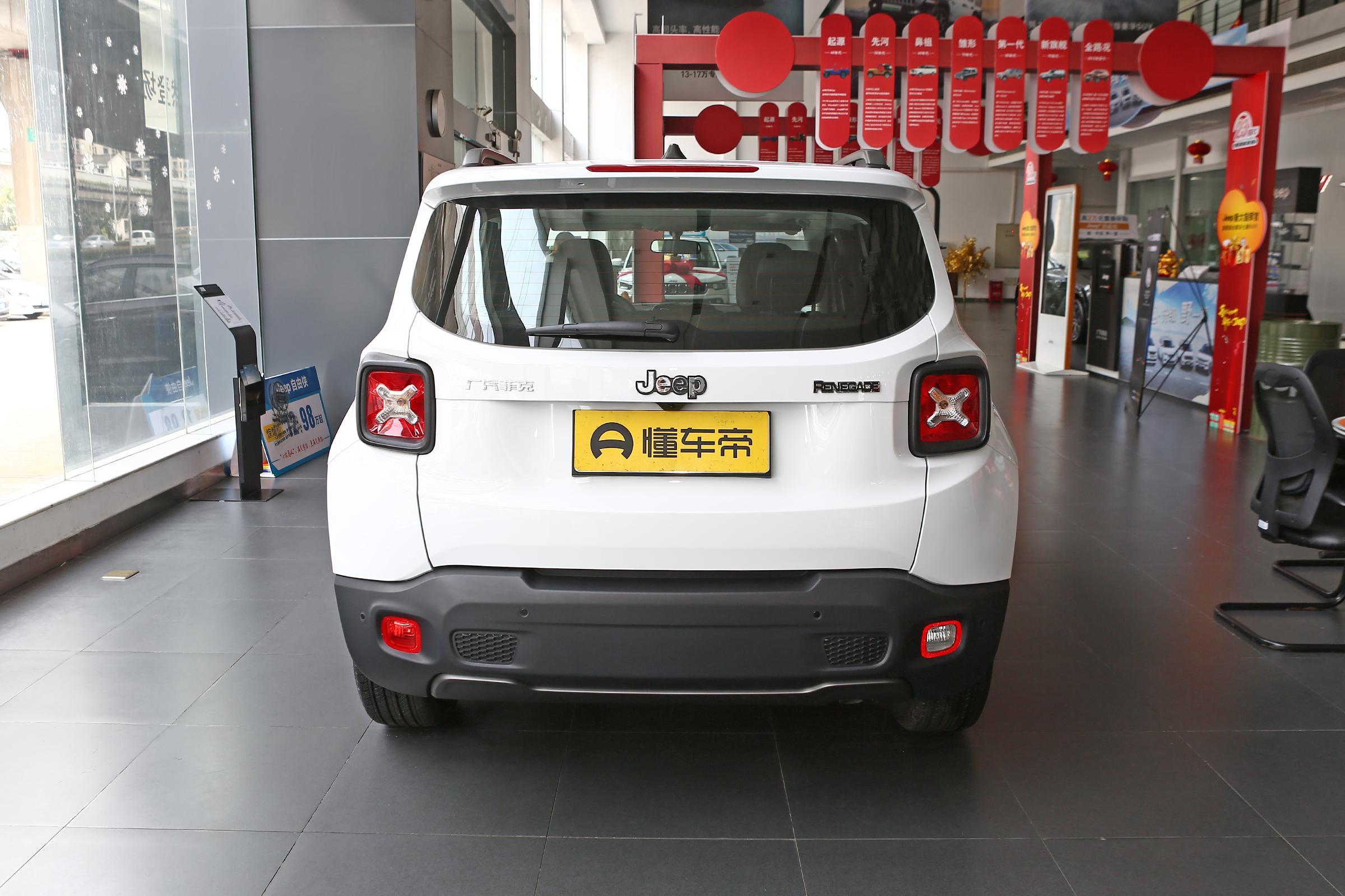 2019款jeep1.3t自由侠发动机号在哪里,手动挡jeep自由侠1.3t四驱二手手动