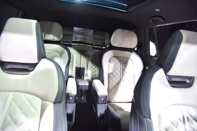 硬汉豪华全尺寸suv试驾上汽奥迪q6,奥迪q6对比奥迪q7