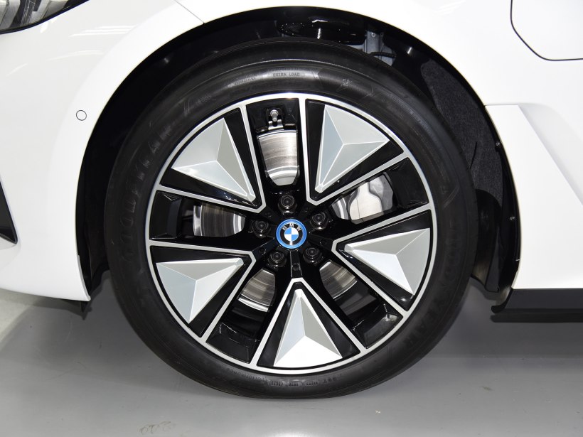 宝马i3降价哪里买,宝马i3降价10万促销