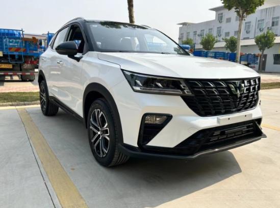 五菱星驰大空间suv2023落地价格,五菱星驰小型suv多少钱