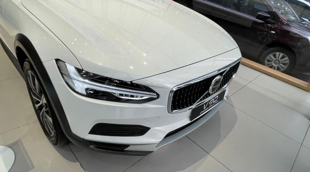 沃尔沃V90汽车试驾,沃尔沃v90的北欧式生活