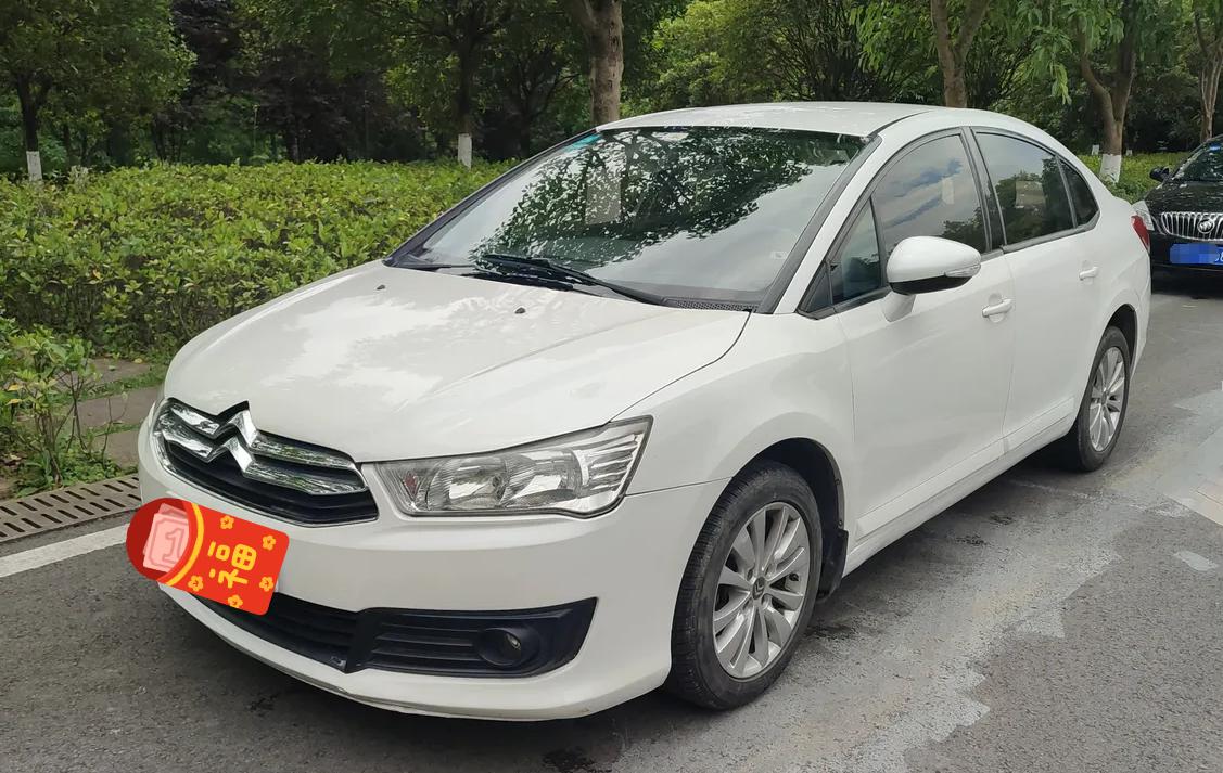 世嘉12款与13款区别,13款雪铁龙世嘉值得买吗