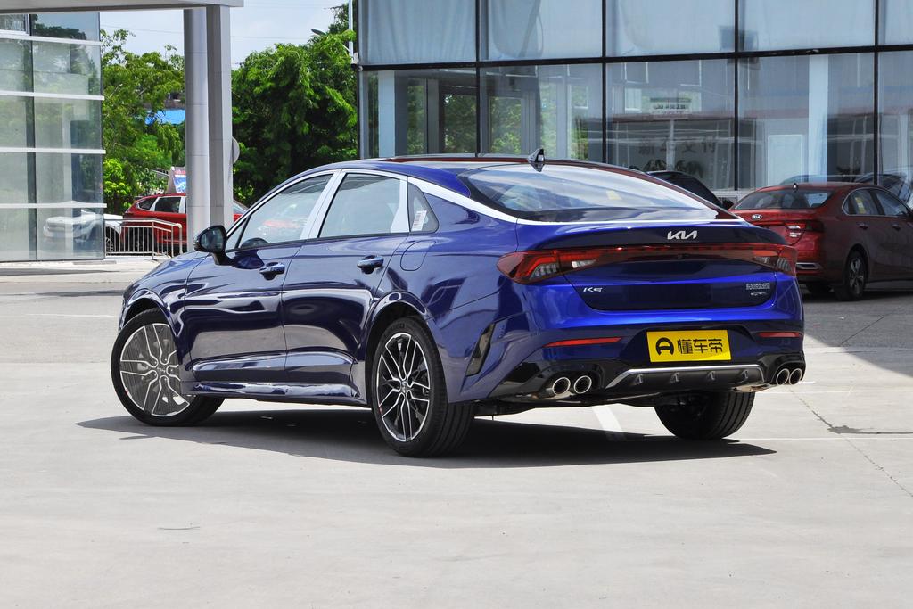 全新起亚k5深度测评,新起亚k5值得等么