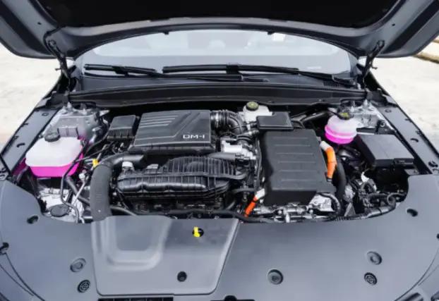 驱逐舰05的120公里豪华版本配置,驱逐舰05动力对比迈腾