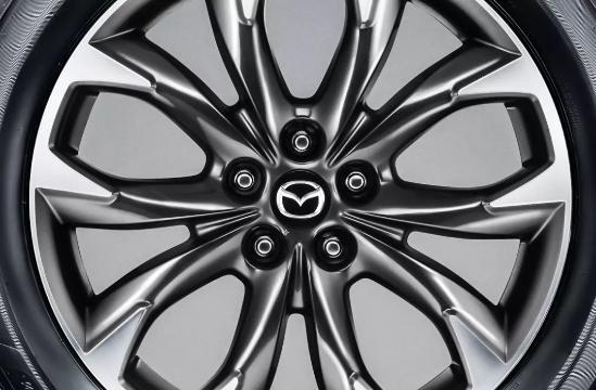 VOC有备无患图解长马车型更换备胎