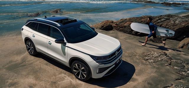 一汽大众揽巡上市庆典,一汽大众揽巡实车车展上亮相