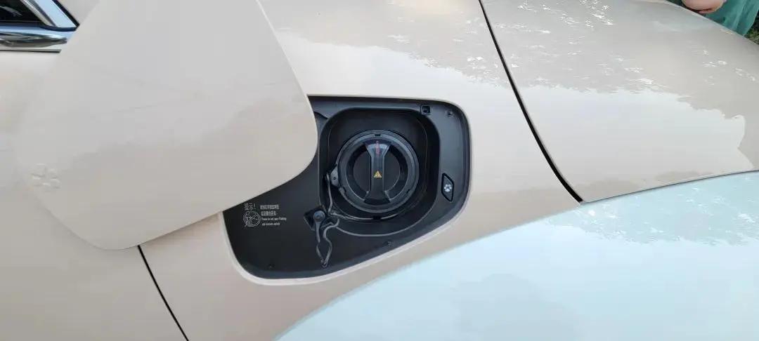 欧拉芭蕾猫2023款500续航落地价,欧拉芭蕾猫公主座驾