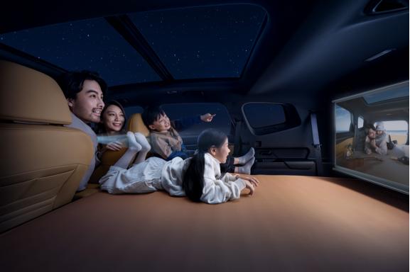 大七座suv吉利豪越官方指导价,全新大7座suv吉利豪越国内首秀