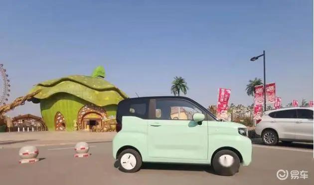 宏光mini马卡龙和奇瑞qq冰淇淋,奇瑞qq冰淇淋2022年新款高配价格