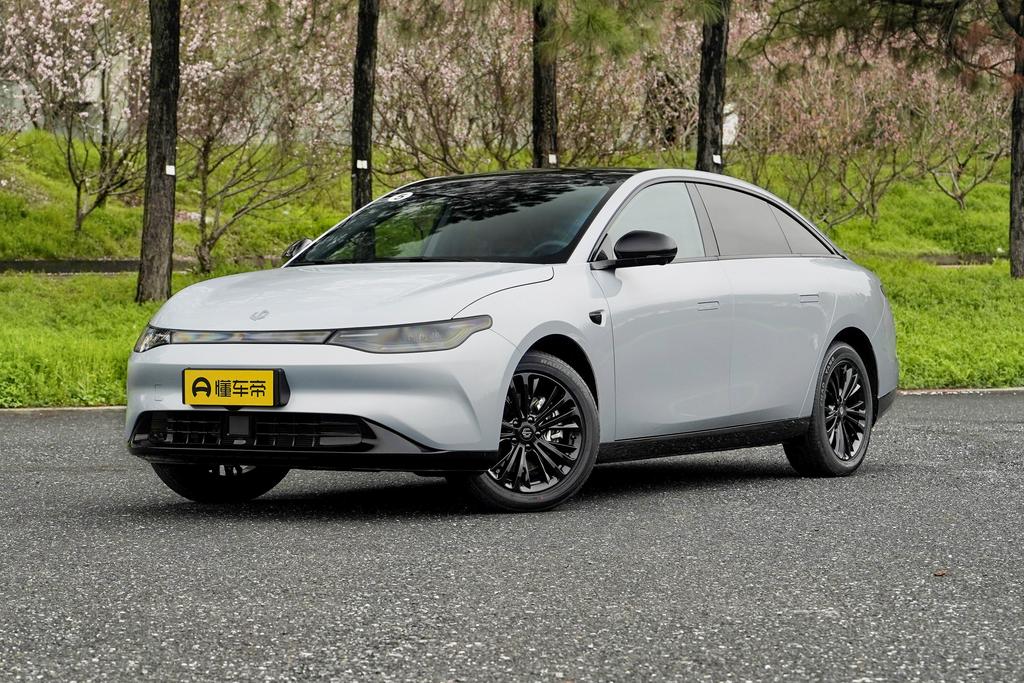 购买零跑c01有送什么东西吗,购买零跑c01可以领取国家补贴吗