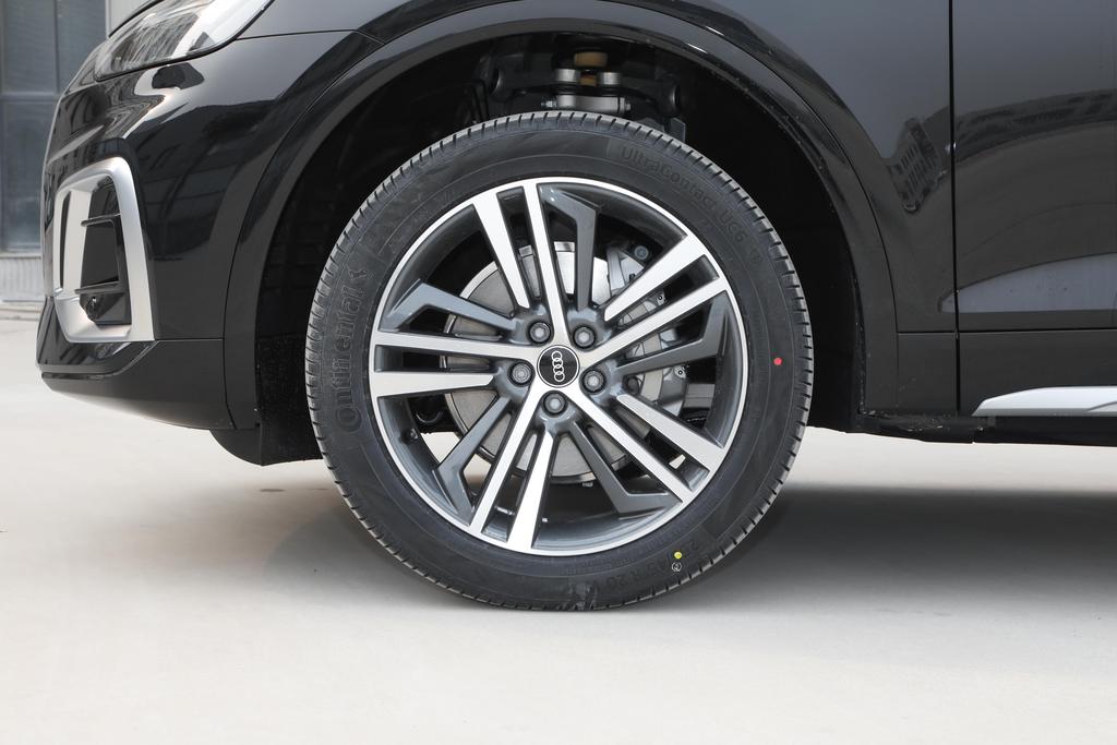 奥迪q5l落地多少钱,奥迪q5lsportback