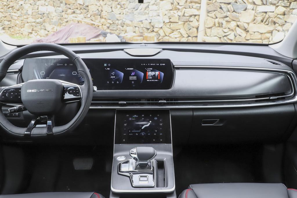 全能小型suv大全,2023款北京x7suv超享版