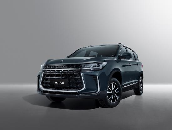 风行t5evo空间大吗,21款1.5T舒适型风行t5图片