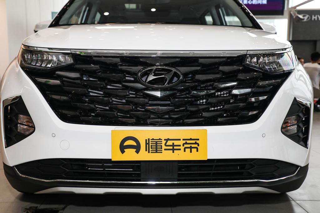 现代首款mpv库斯途车身颜色有几款,北京现代库斯途发布会现场在哪里