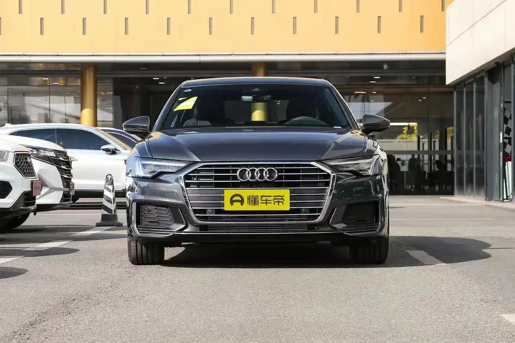 豪华车体验,豪华动感奥迪a6l测试