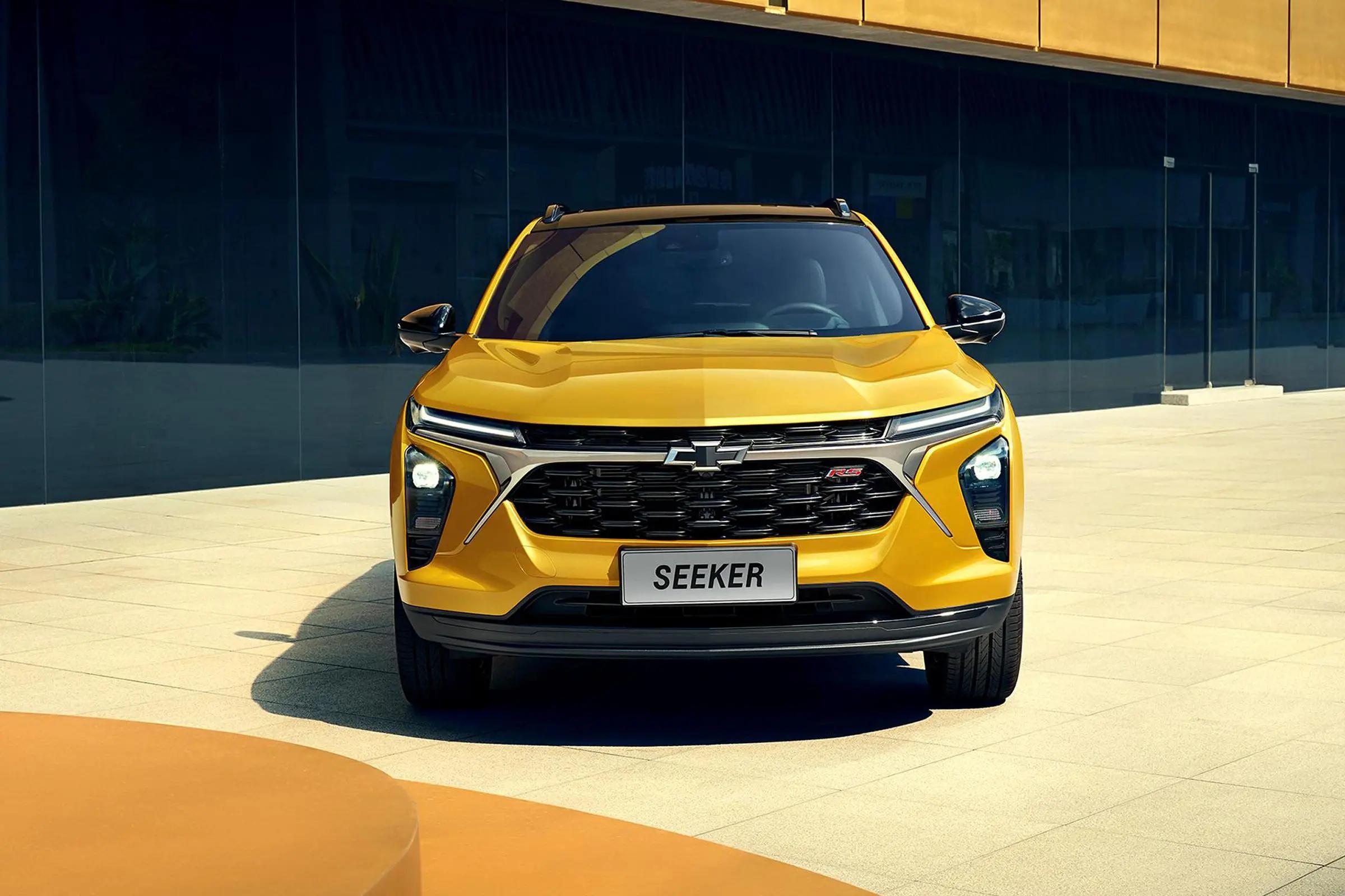 雪佛兰新星迈罗尺寸,雪佛兰科迈罗选哪个版本