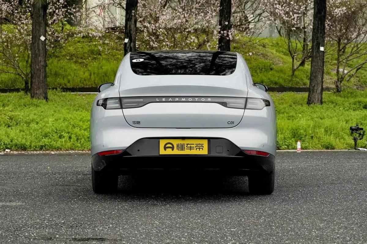 售价15.98万起的零跑,零跑轿跑2022款落地价