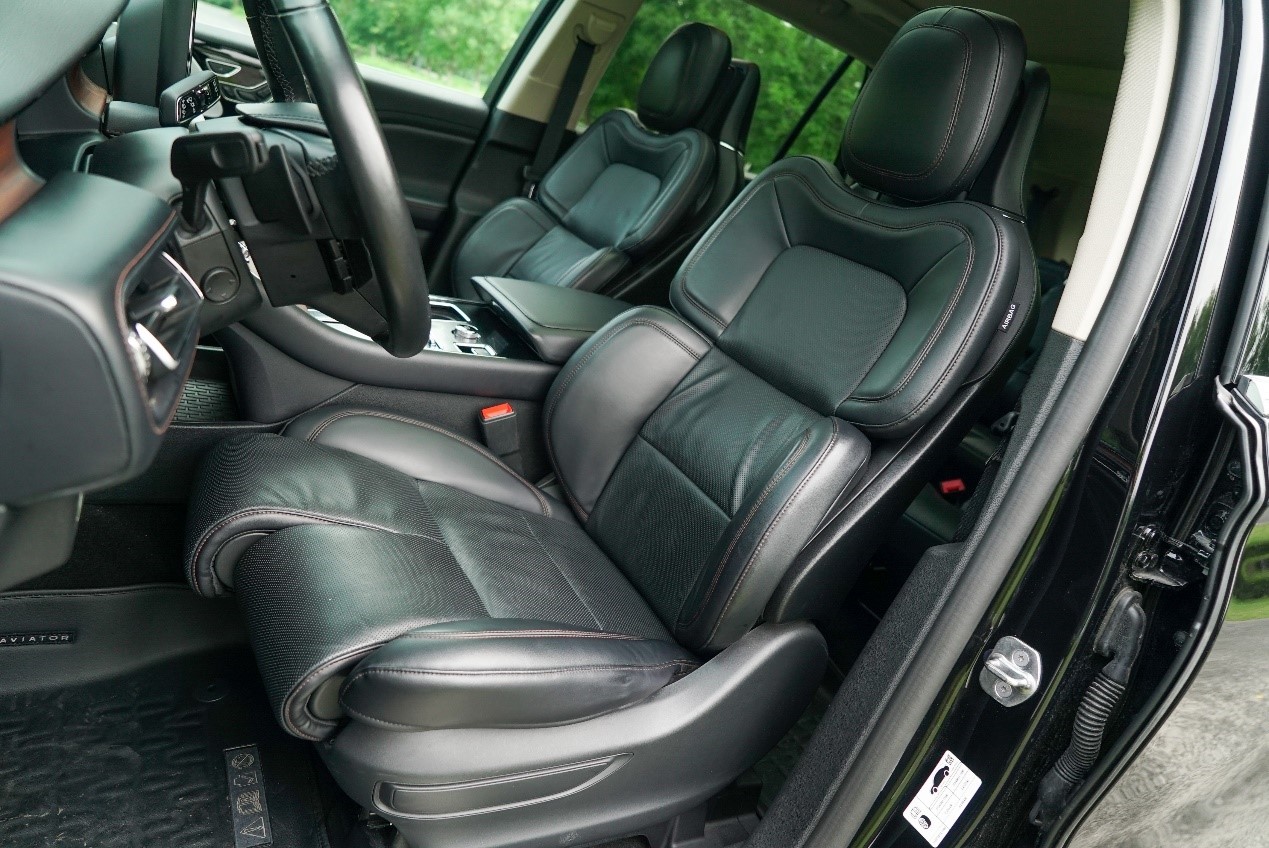 奔驰gle车主到店体验林肯飞行家,奔驰gle与林肯飞行家全面比较