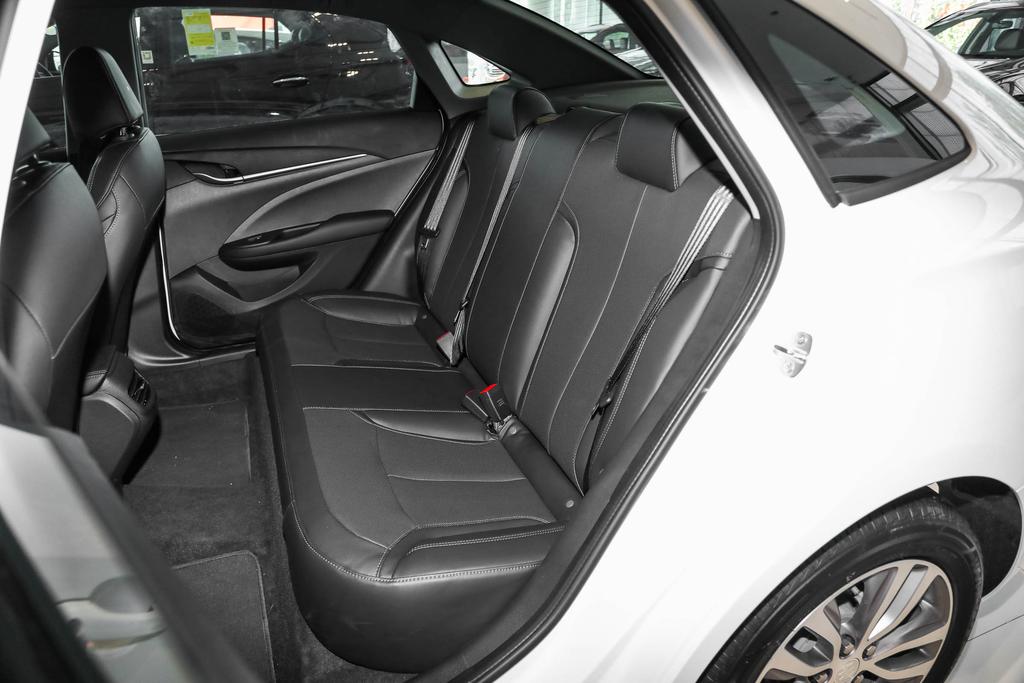 别克英朗的吐槽最新,不吹不黑新别克英朗