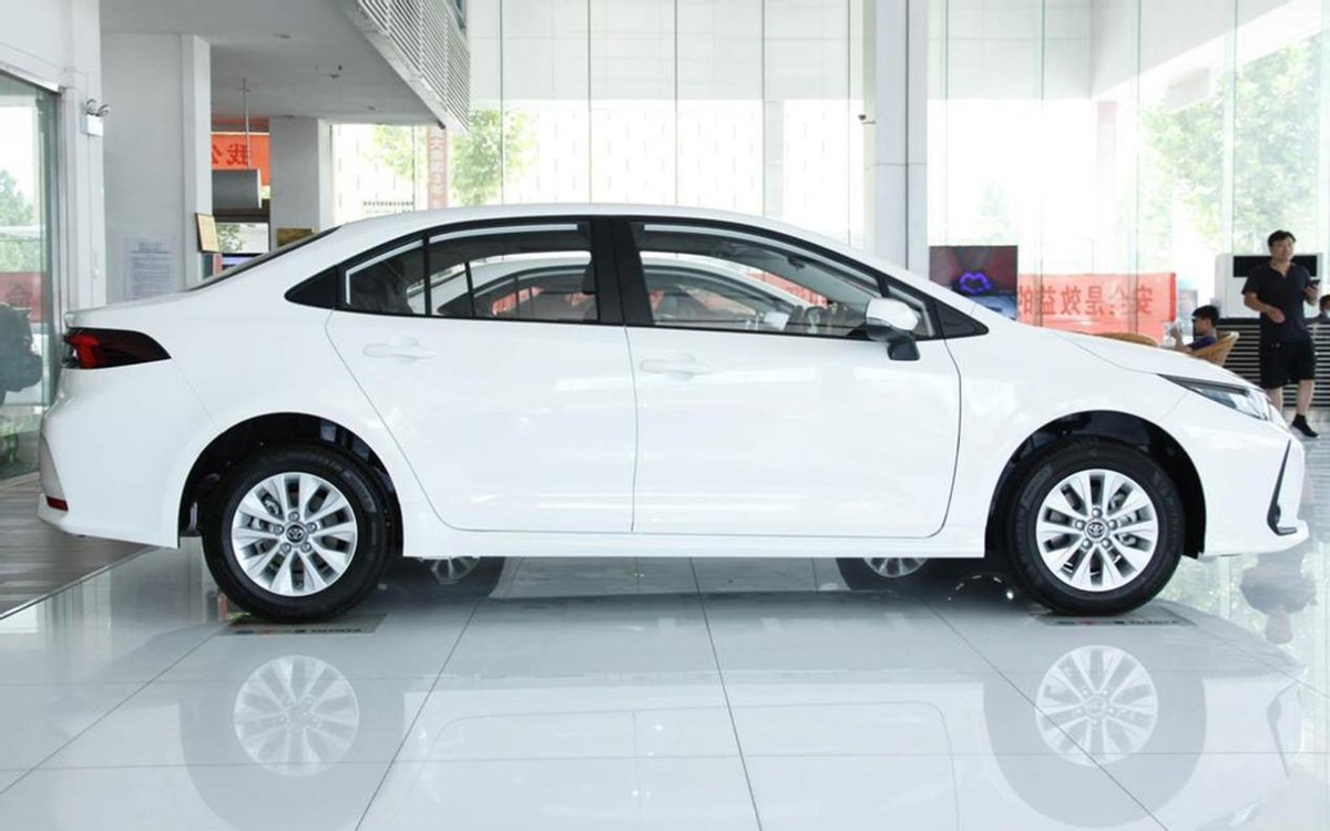 轩逸2020款和卡罗拉2020款哪个好,卡罗拉价格与轩逸比哪个值得买