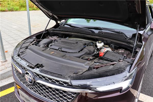 别克昂科威plus艾维亚深度试驾,2023款昂科威plusavenir艾维亚噪音