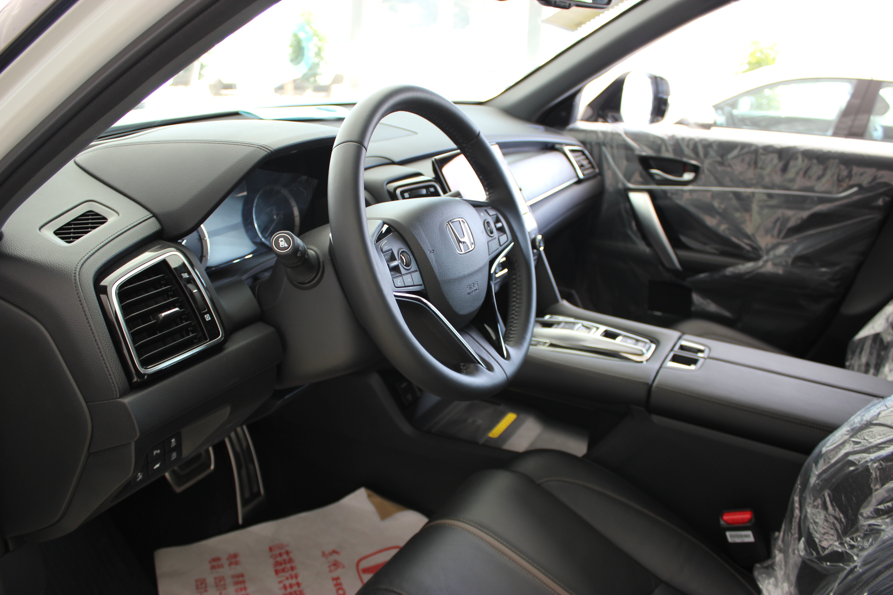 新款本田UR-V实车图被曝,本田UR-V外观