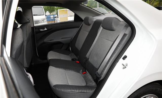 2020款起亚焕驰自动精英测评视频,起亚焕驰和丰田威驰哪个油耗低