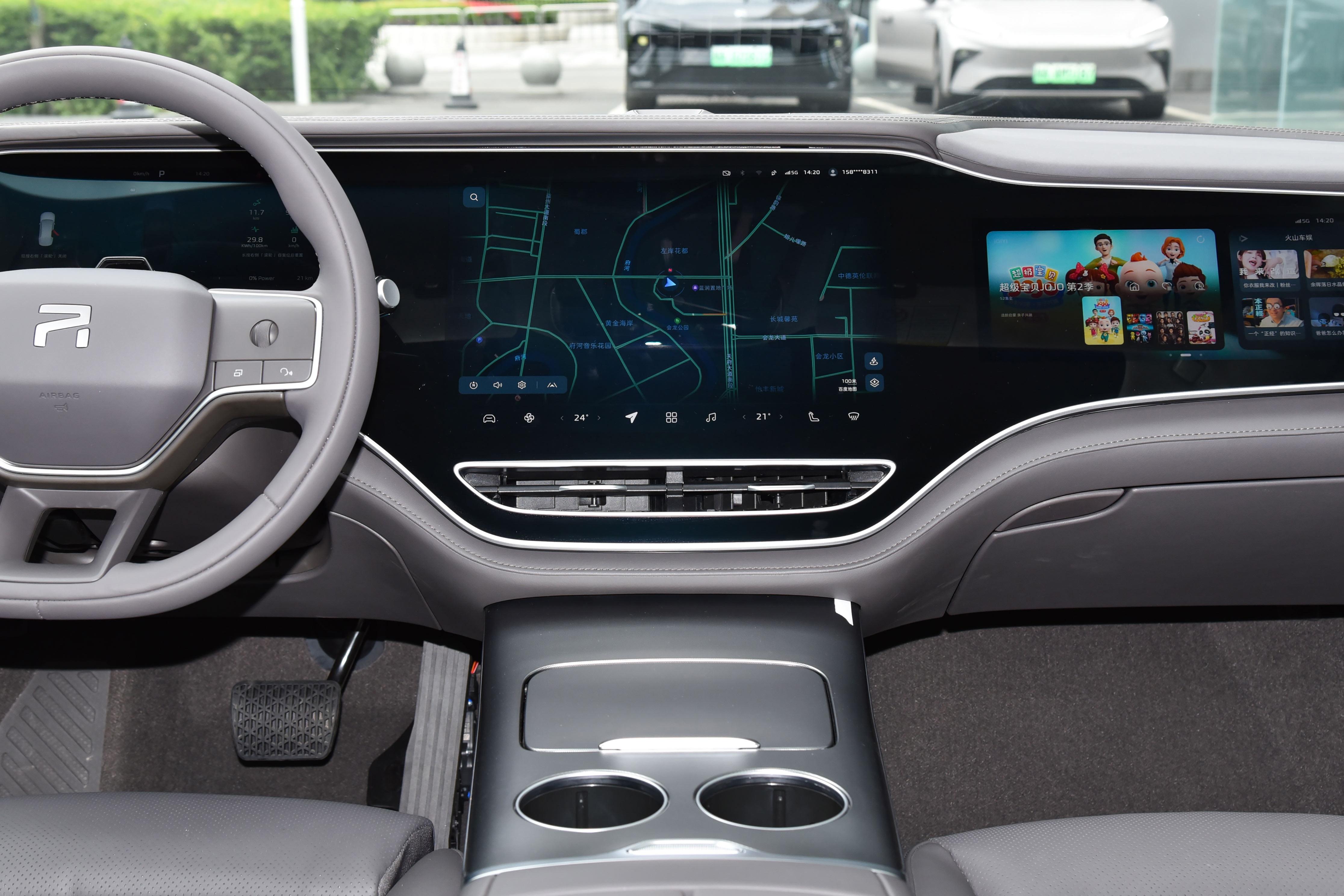 轴距3米纯电,轴距3.7米