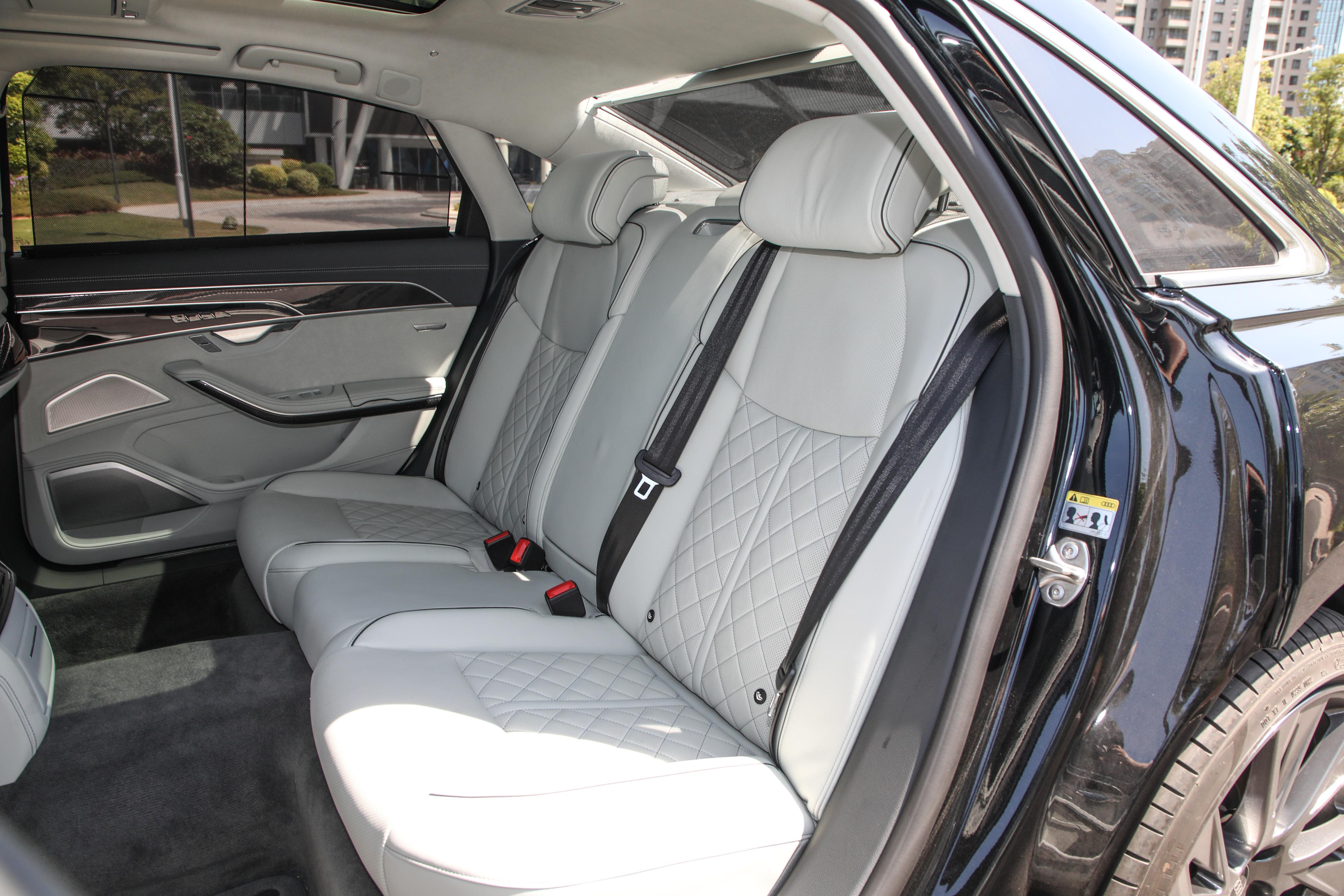 试驾百公里加速2.8秒,百公里加速测试奥迪rs6