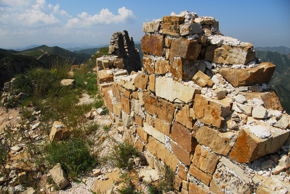 董卓被褚禄山吓晕,董卓拿下李儒